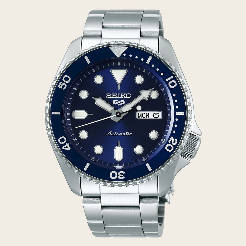 Seiko 5 Sports Sports Style Stainless Steel / Blue / Bracelet