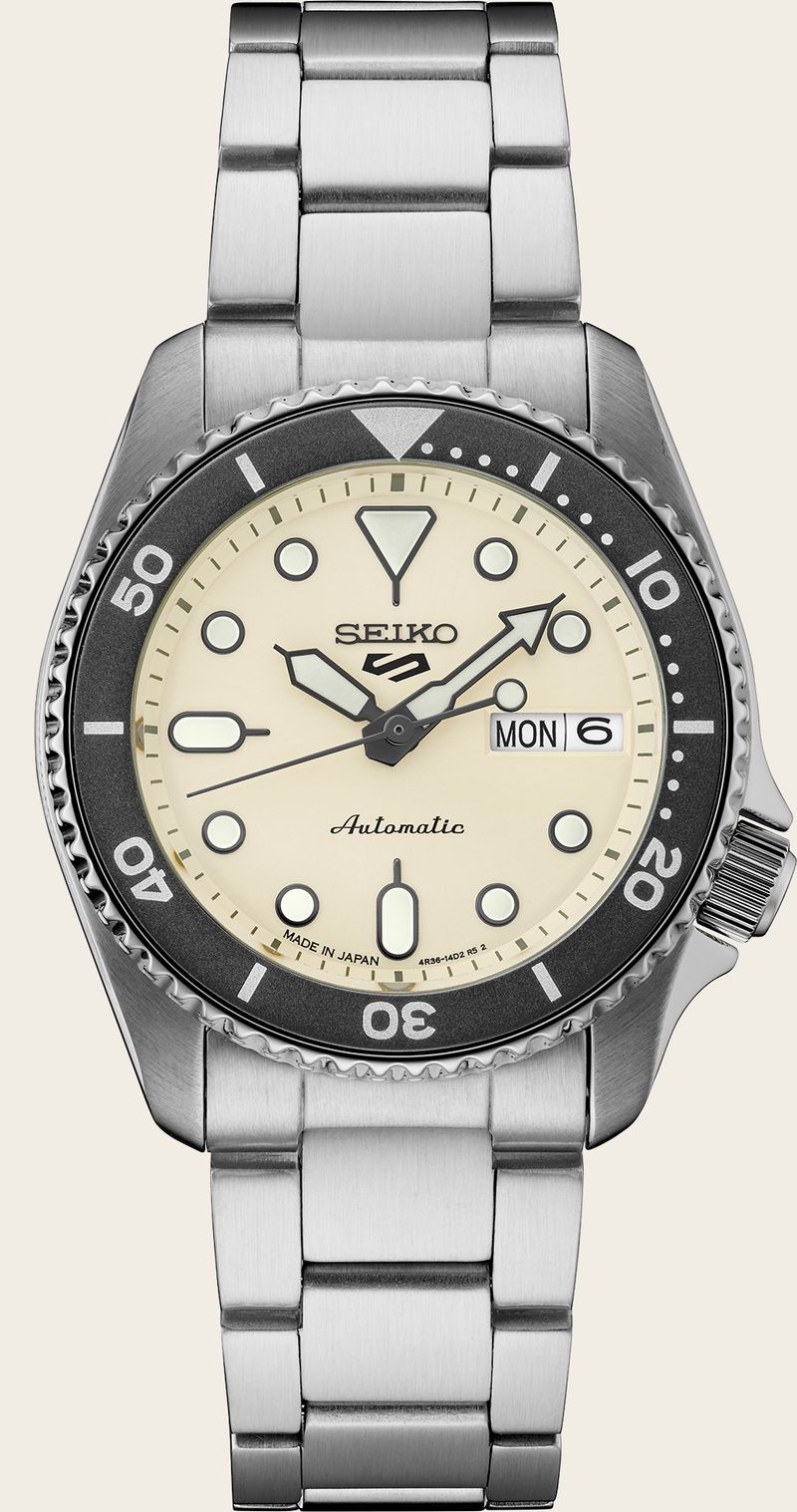 Seiko 5 Sports SKX Sports Style